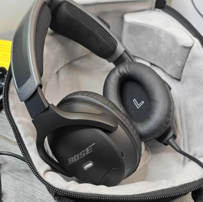 BoseA30Headsets with Bluetooth